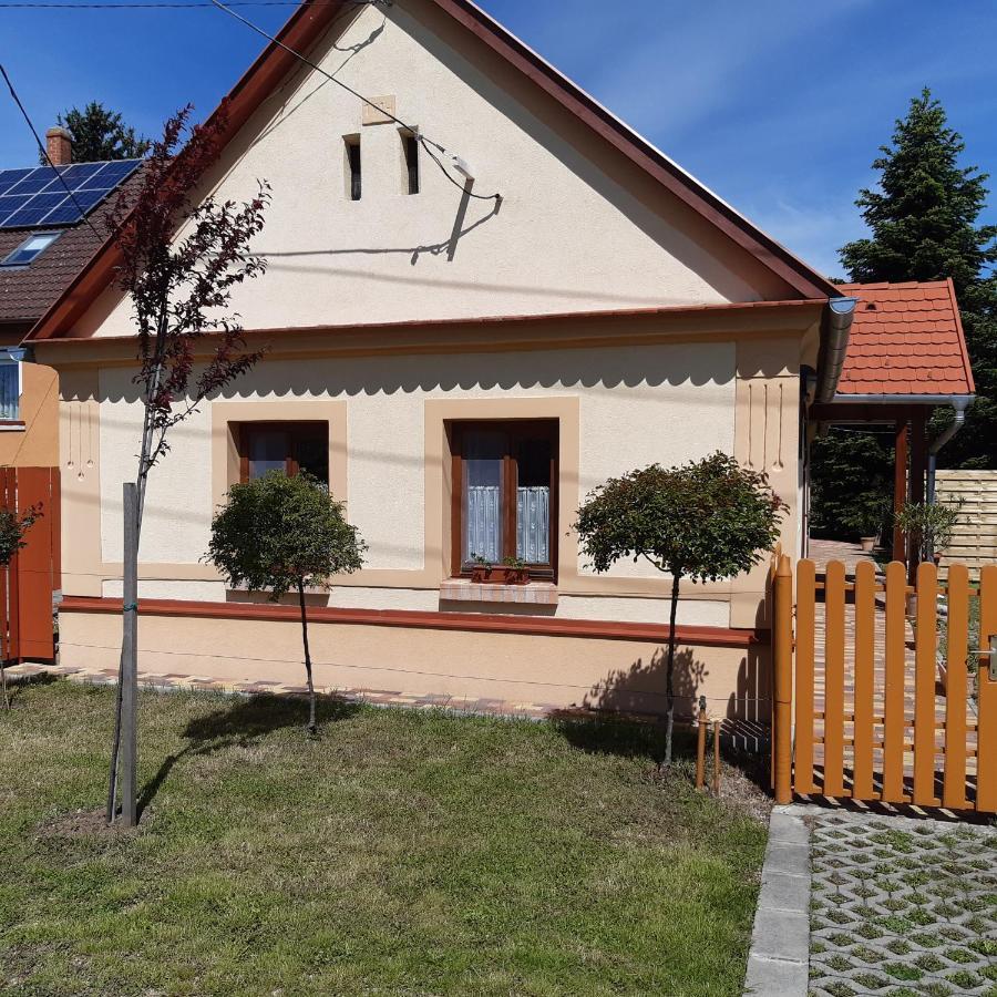 Gerendas Vendeghaz Sotony Exterior photo